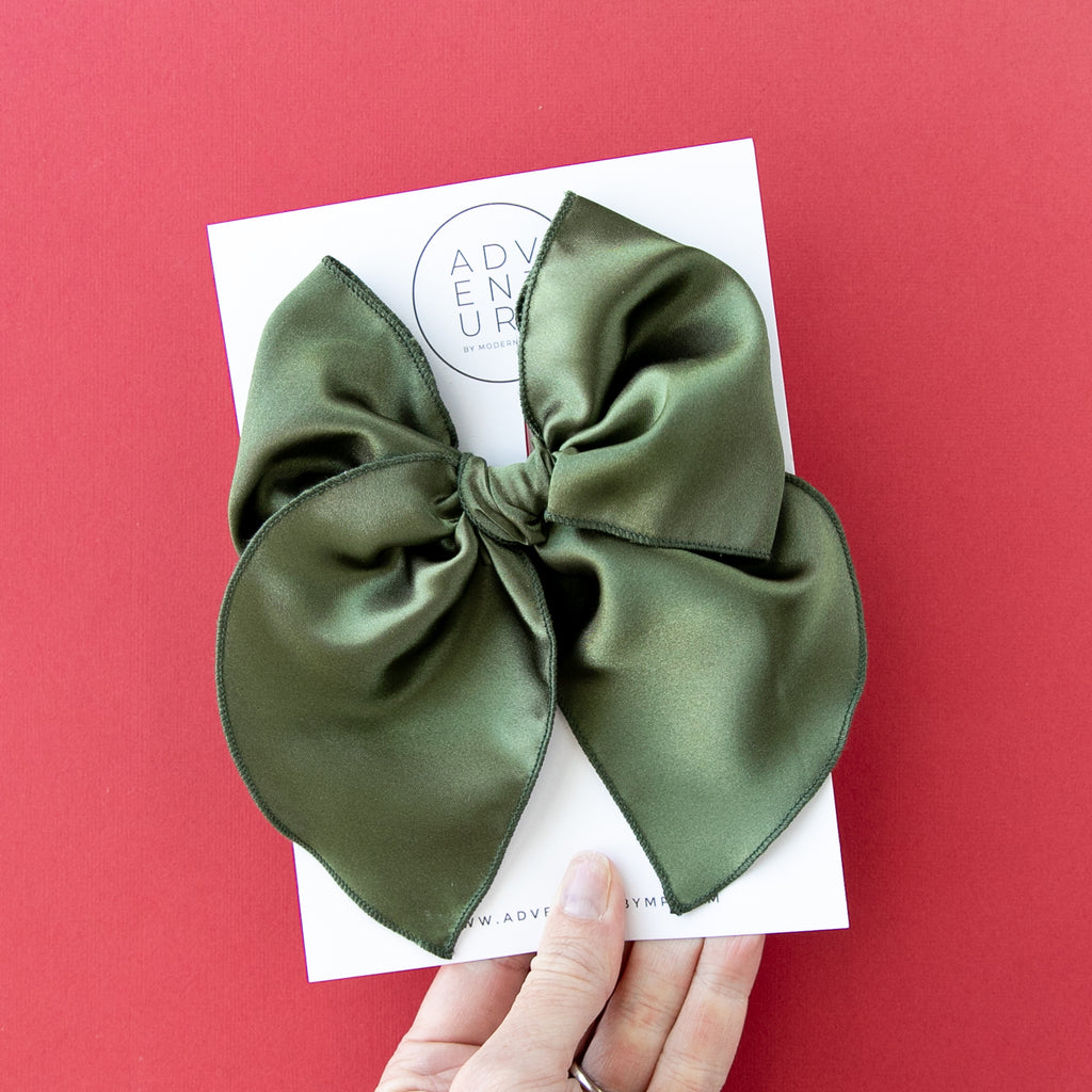 December -Green Satin Party Bow