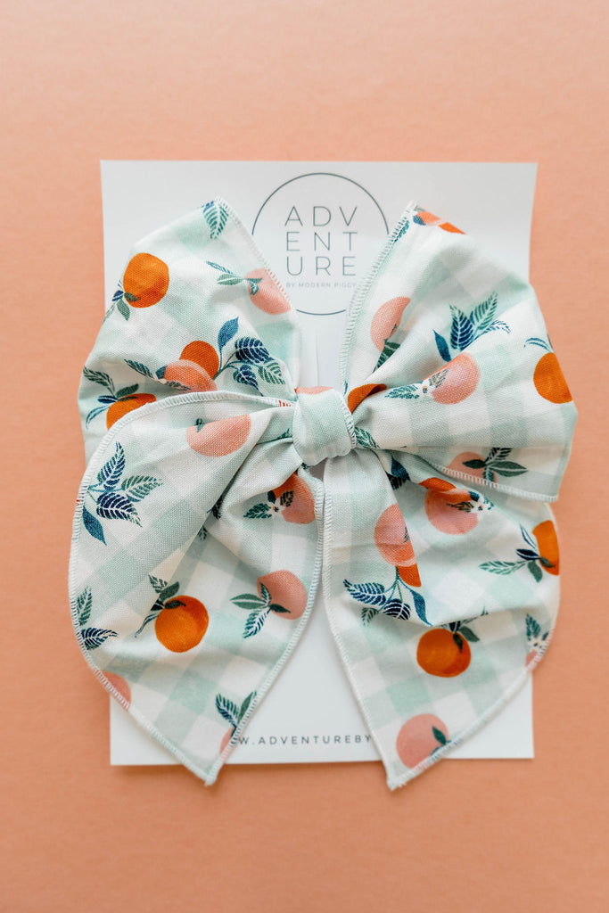 August - Peach Party Bow