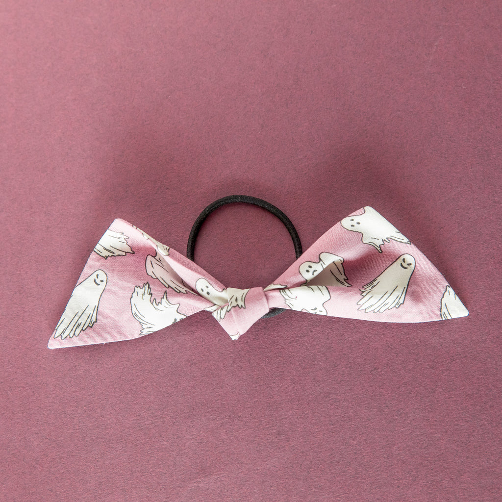 October - Pink Ghost Modern Knot