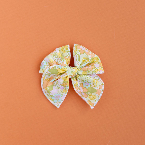 May - Floral Petite Party Bow