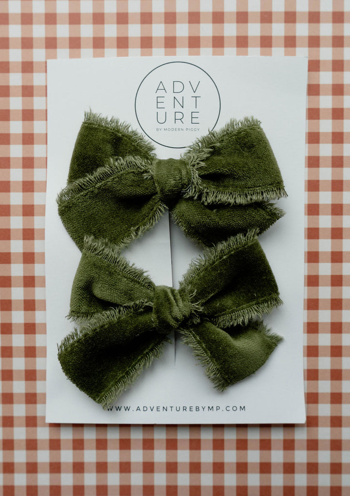 November - Green Velvet Pigtail Add-On (1 Additional Bow)